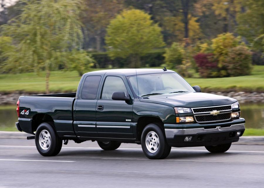  Chevrolet Silverado Hybrid 2004 года  (фото 20 из 24)